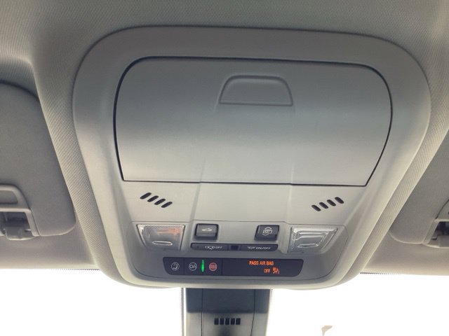 Used 2024 Chevrolet Equinox LT FWD image 29