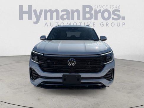 Used 2025 Volkswagen Atlas SEL Premium R-Line AWD/4WD image 8