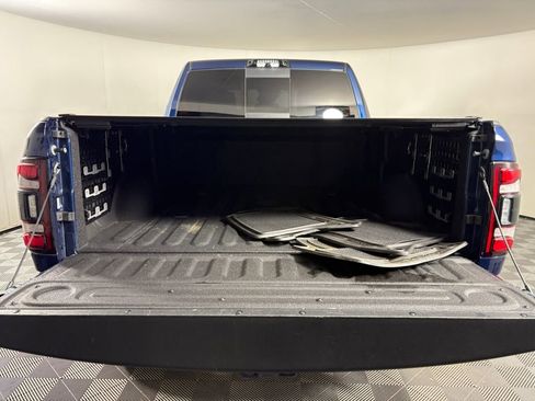 Used 2024 RAM 2500 Limited image 30