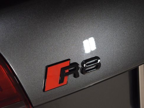 Used 2014 Audi R8 V8 w/ Convenience Package image 11