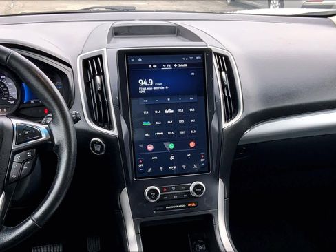 Certified 2022 Ford Edge SEL AWD/4WD image 7