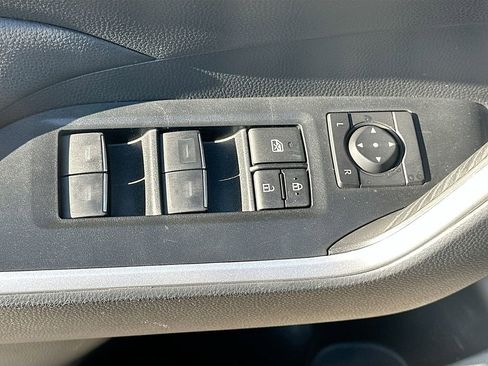 Used 2023 Toyota RAV4 XLE w/ Convenience Package image 17