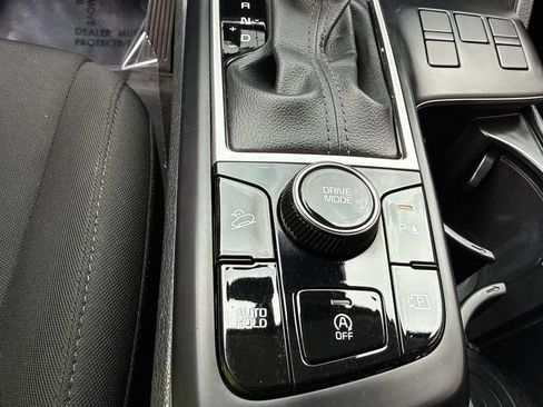 Used 2023 Kia Sportage LX FWD image 32