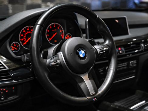 Used 2018 BMW X5 xDrive50i AWD/4WD image 14