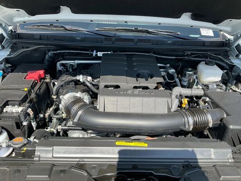 New 2025 Nissan Frontier PRO-4X w/ Pro Premium Package image 32