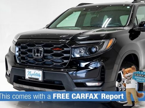 Used 2023 Honda Passport TrailSport image 2