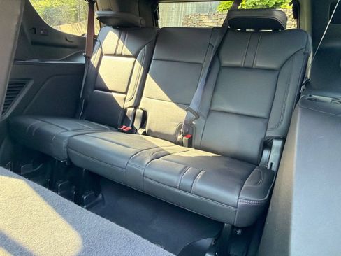 Used 2023 Chevrolet Tahoe RST AWD/4WD image 29