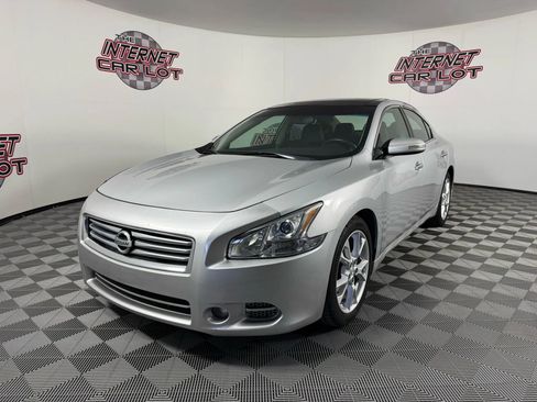Used 2014 Nissan Maxima 3.5 SV w/ Premium Package image 3