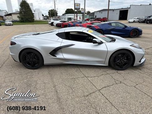 Used 2026 Chevrolet Corvette Stingray Coupe w/ 1LT RWD image 3