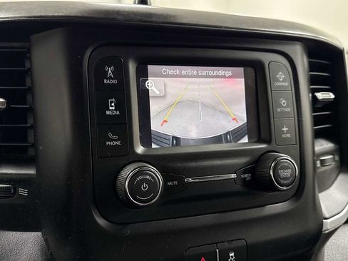 Used 2021 RAM 3500 Big Horn image 19