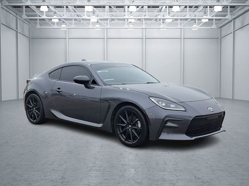 Used 2024 Toyota GR86 Premium image 4