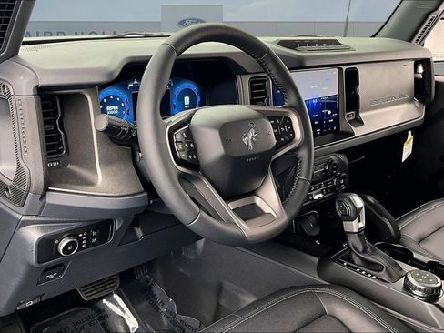 New 2026 Ford Bronco Badlands AWD/4WD image 7