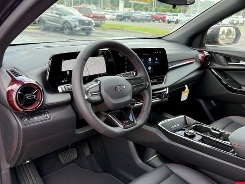 New 2027 Chevrolet Equinox RS FWD image 9