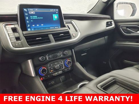 Used 2023 Chevrolet Suburban Z71 w/ Luxury Package image 19