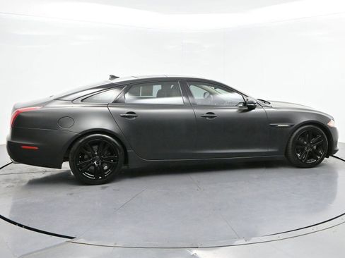 Used 2013 Jaguar XJ L Portfolio RWD image 8