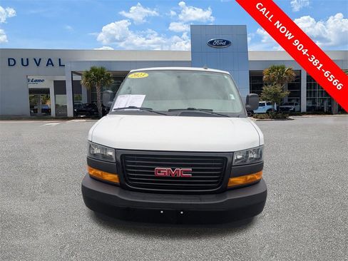 Used 2023 GMC Savana 2500 w/ Driver Convenience Package image 9