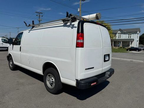 Used 2020 Chevrolet Express 2500 w/ Safety Package RWD image 10