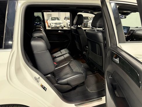 Used 2018 Mercedes-Benz GLS 450 4MATIC w/ Premium Package image 63