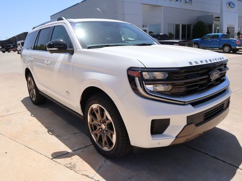 New 2026 Ford Expedition King Ranch AWD/4WD image 1