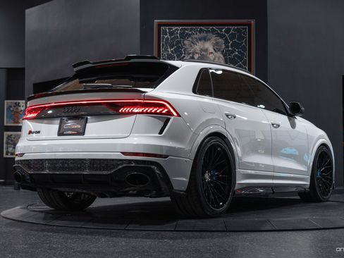 Used 2022 Audi RS Q8 w/ Carbon Optic Package AWD/4WD image 6