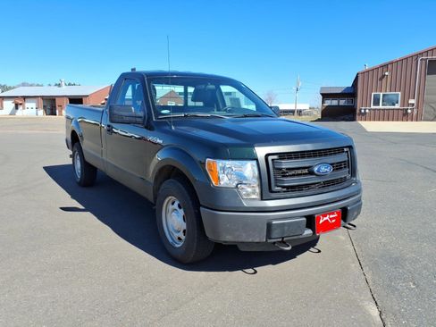 Used 2014 Ford F150 XL w/ Trailer Tow Package image 8