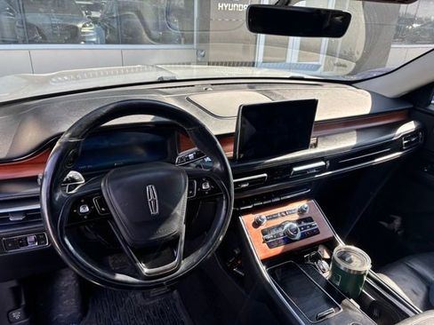 Used 2020 Lincoln Aviator Reserve w/ Equipment Group 201A image 27