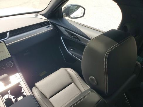 New 2026 Jaguar F-PACE R-Dynamic S image 19