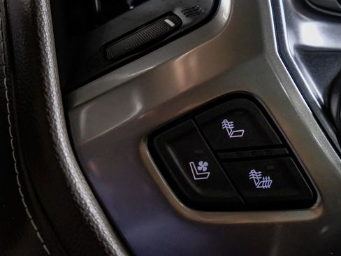 Used 2019 Chevrolet Silverado 2500 LTZ w/ Duramax Plus Package image 24