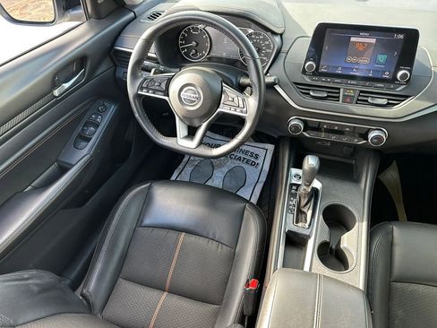 Used 2021 Nissan Altima 2.5 SR image 15