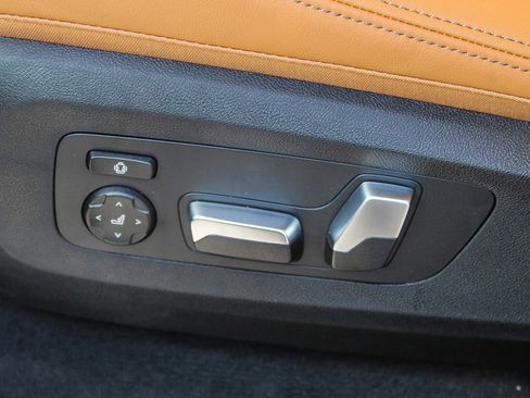 New 2026 BMW X5 sDrive40i w/ M Sport Package image 21