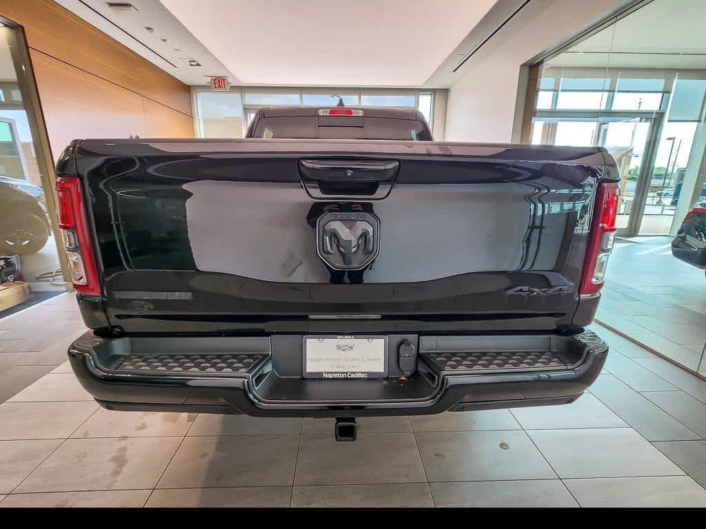 Used 2023 RAM 1500 Big Horn AWD/4WD image 6