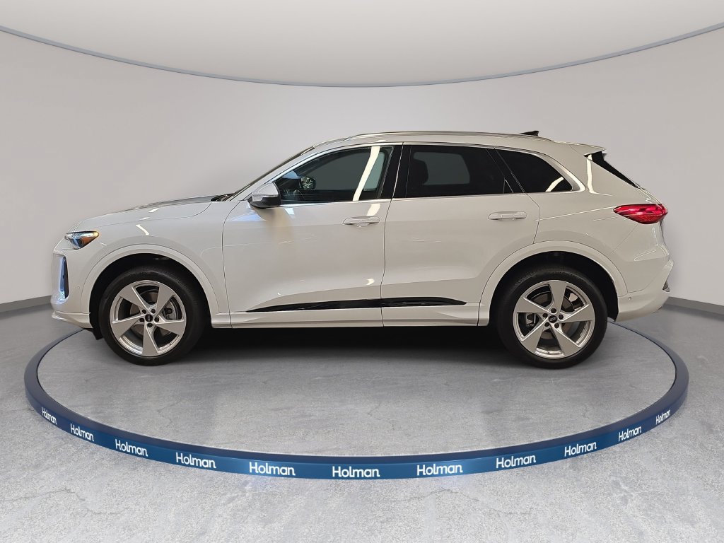 Certified 2026 Audi Q5 Premium AWD/4WD image 8