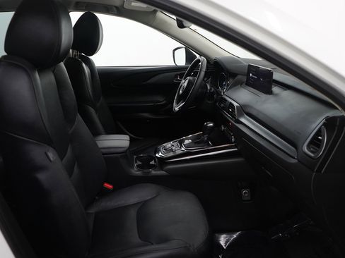 Used 2023 MAZDA CX-9 Touring image 10