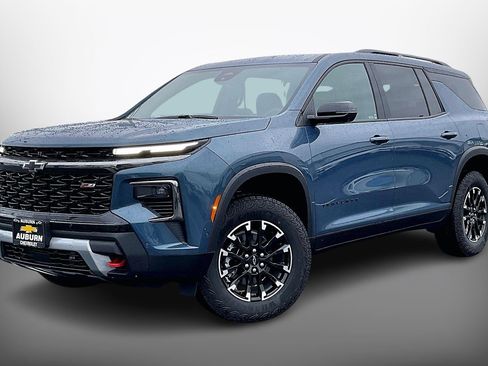 New 2026 Chevrolet Traverse Z71 w/ Enhanced Driving Package image 2