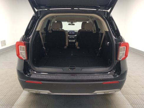 Used 2020 Ford Explorer XLT w/ Equipment Group 202A RWD image 29