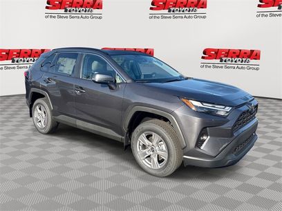 New 2025 Toyota RAV4 XLE w/ Convenience Package