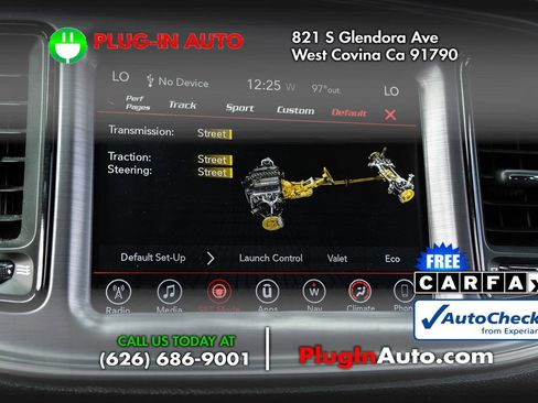 Used 2017 Dodge Challenger SXT image 23