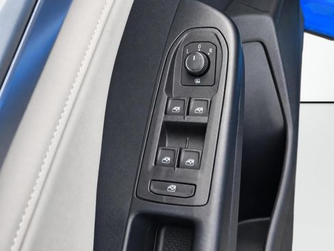 New 2026 Volkswagen Taos SE AWD/4WD image 23