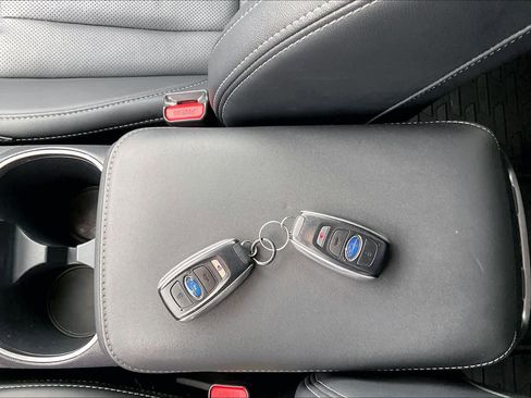 Used 2023 Subaru Outback Limited image 14