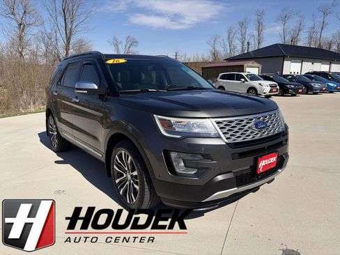 Used 2016 Ford Explorer Platinum image 1