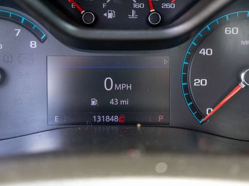 Used 2020 Chevrolet Colorado LT w/ Safety Package RWD image 17