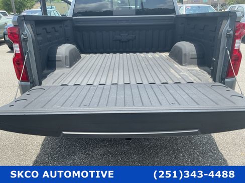 Used 2019 Chevrolet Silverado 1500 LT w/ Convenience Package AWD/4WD image 21