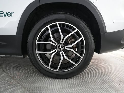 Used 2023 Mercedes-Benz EQB 350 4MATIC SUV image 9