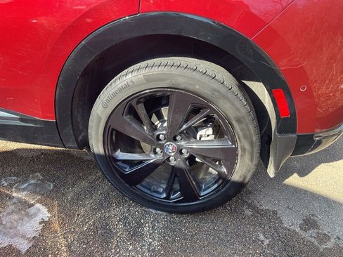 Used 2022 Buick Envision Essence w/ Technology Package II image 4