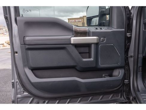 Used 2022 Ford F350 Lariat w/ Tremor Off-Road Package image 19