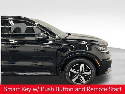 Used 2023 Kia Sorento S image 14