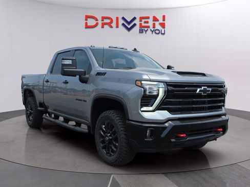 New 2026 Chevrolet Silverado 2500 LT w/ Trail Boss Package AWD/4WD image 7