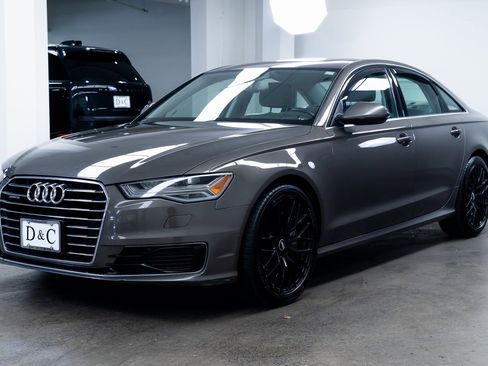 Used 2016 Audi A6 TDI Prestige w/ Prestige Package image 3