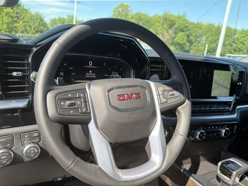 New 2026 GMC Sierra 1500 Elevation w/ Elevation Premium Package AWD/4WD image 13