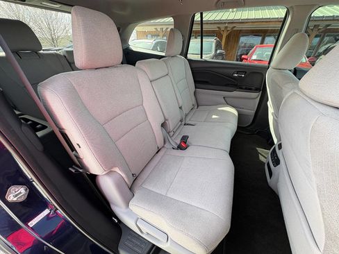 Used 2016 Honda Pilot EX image 32